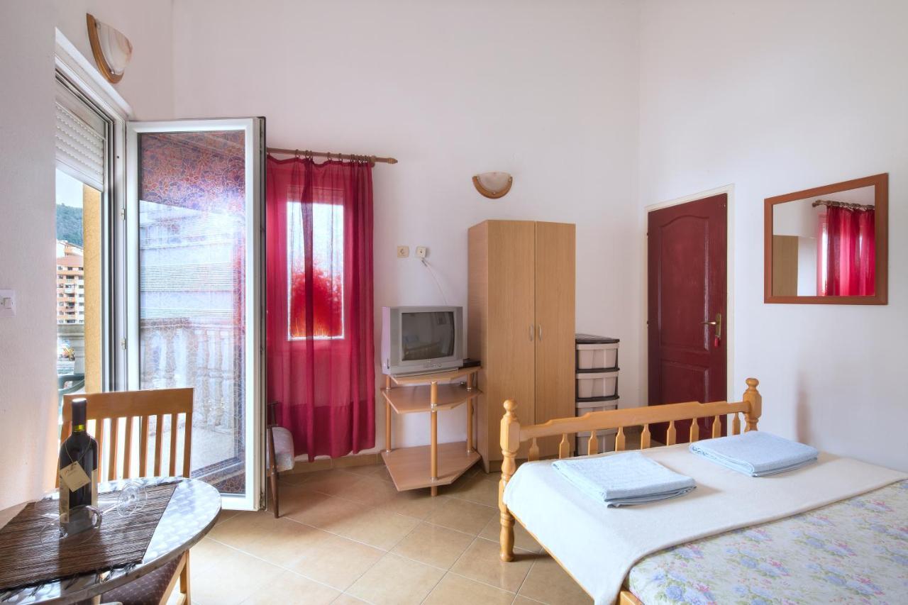 Apartments Antic Budva Buitenkant foto